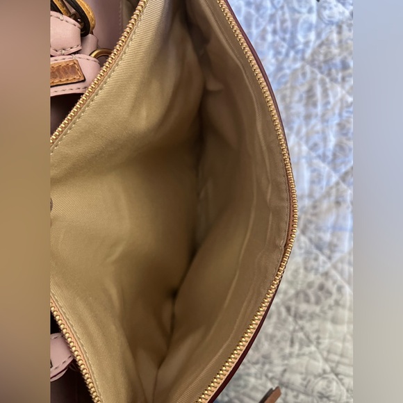 Chloe’ Leather Tote with Coin Pouch - Picture 4 of 9